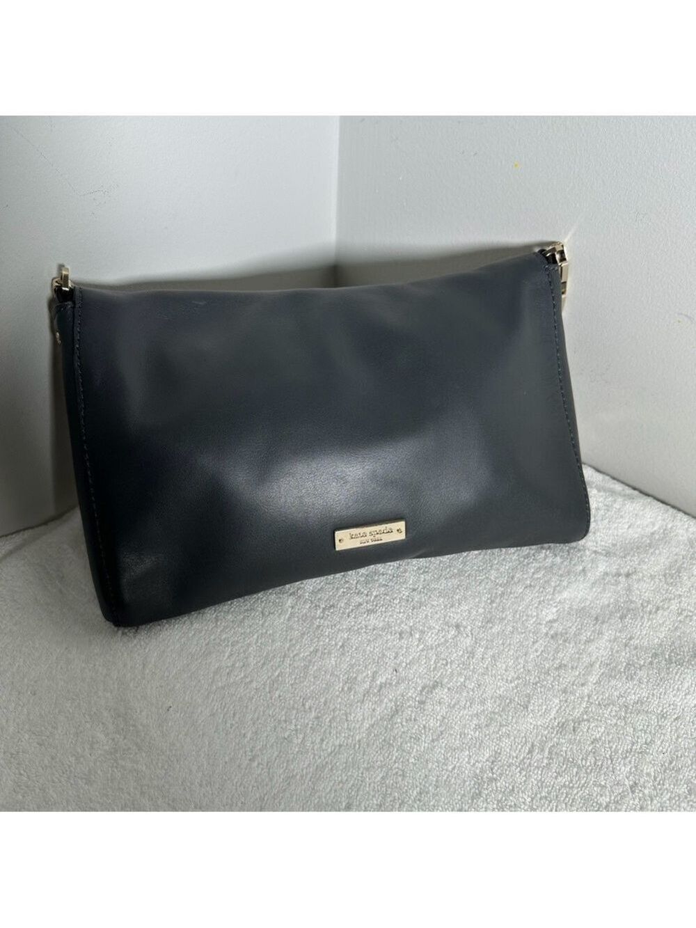 Kate Spade Bow Terrace Felisha Clutch - Picture 4 of 10